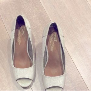 TOMS Stella Wedge Natural W7 Like New